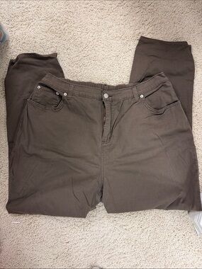 Straight Leg Women's Pants in Dark Brown